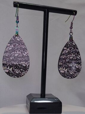 Ween Teardrop Dangle Earrings - Lightweight Women’s Jewelry